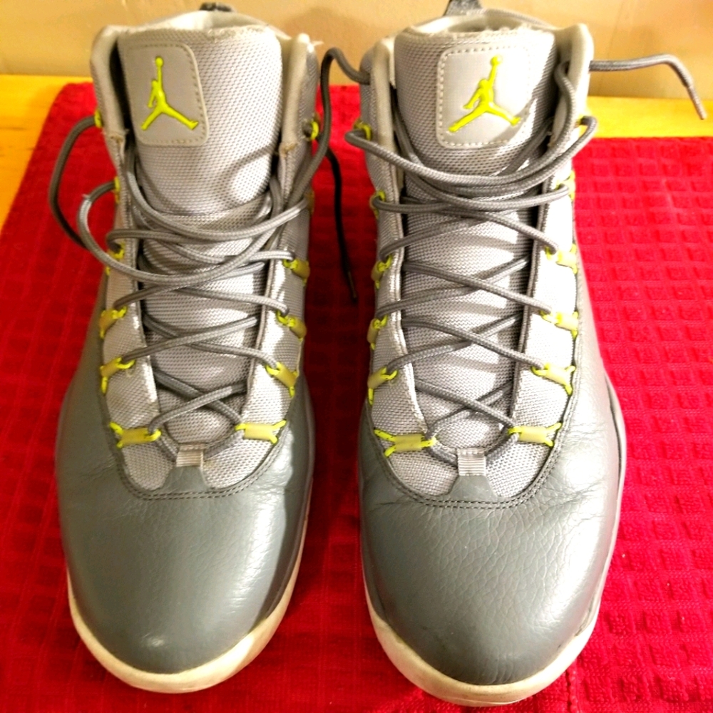 Air Jordan Prime Flight Wolf